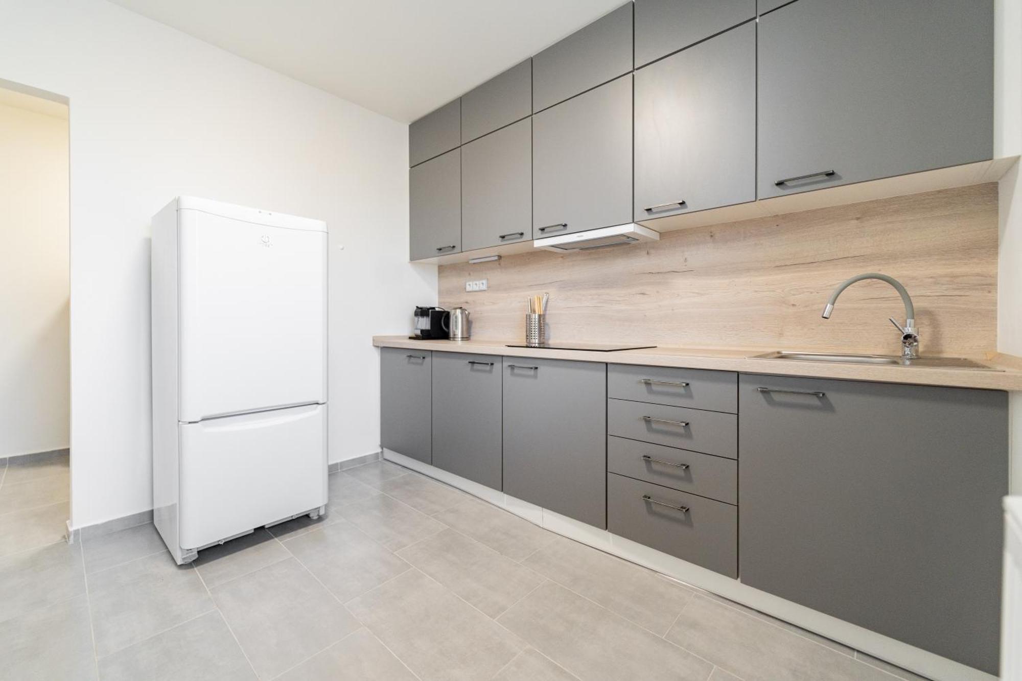 Apartmany Tera Miletin ภายนอก รูปภาพ