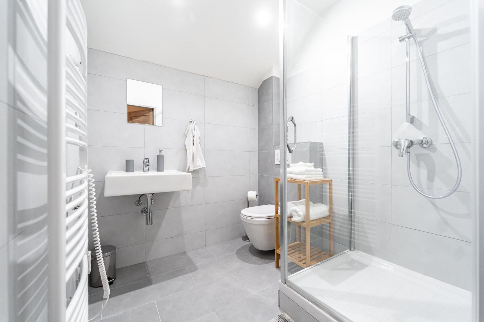 Apartmany Tera Miletin ภายนอก รูปภาพ